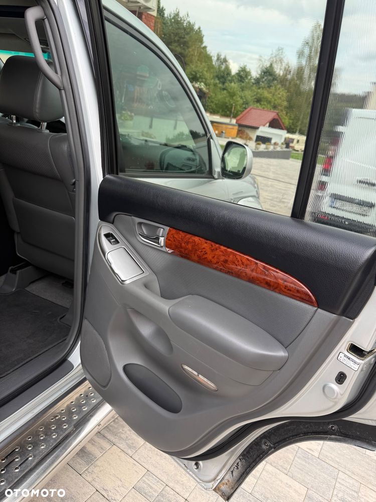 Toyota Land Cruiser 3.0 D Luna Comfort - 19