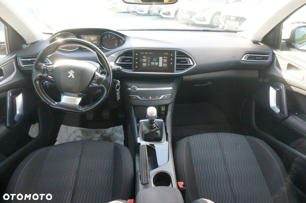 Peugeot 308 1.6 BlueHDi Active S&S - 9