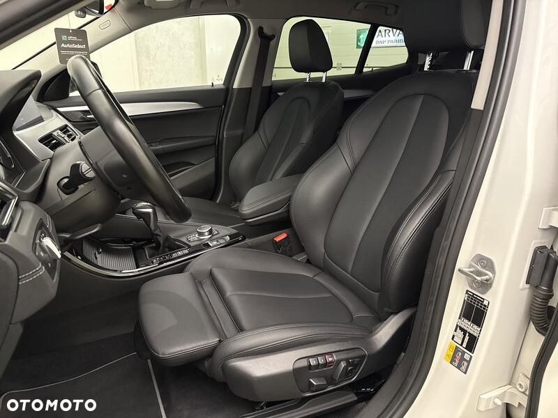 BMW X2 xDrive25e Advantage - 11