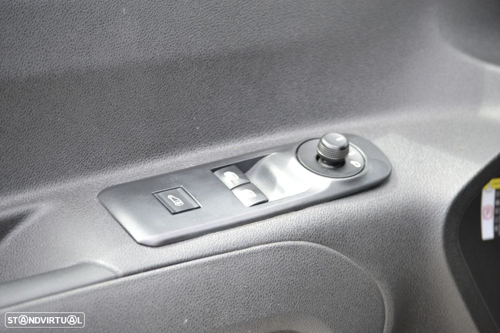 Toyota Proace City 1.5D L1 Comfort com Proteção Interior - 13