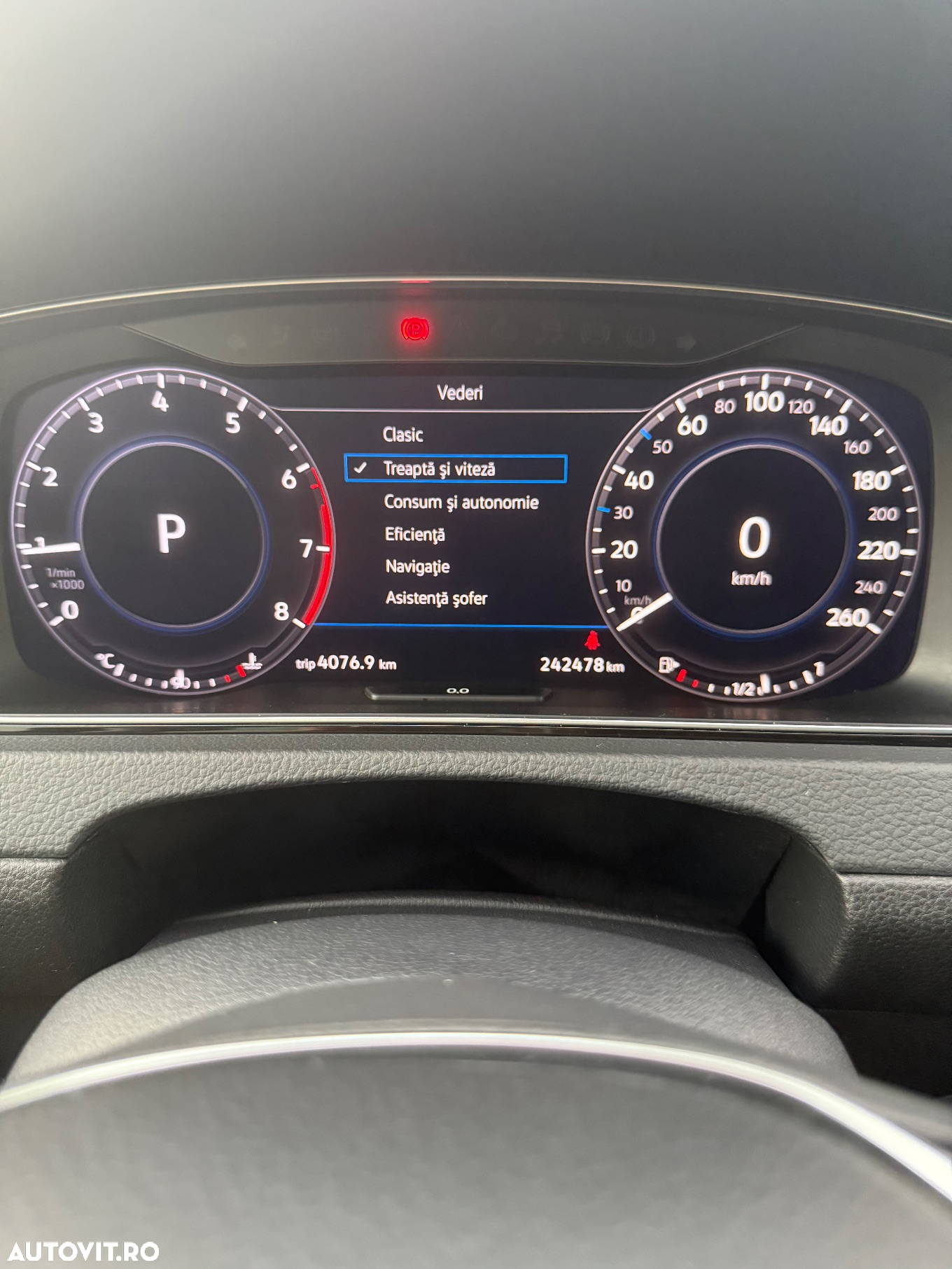 Volkswagen Golf - 18