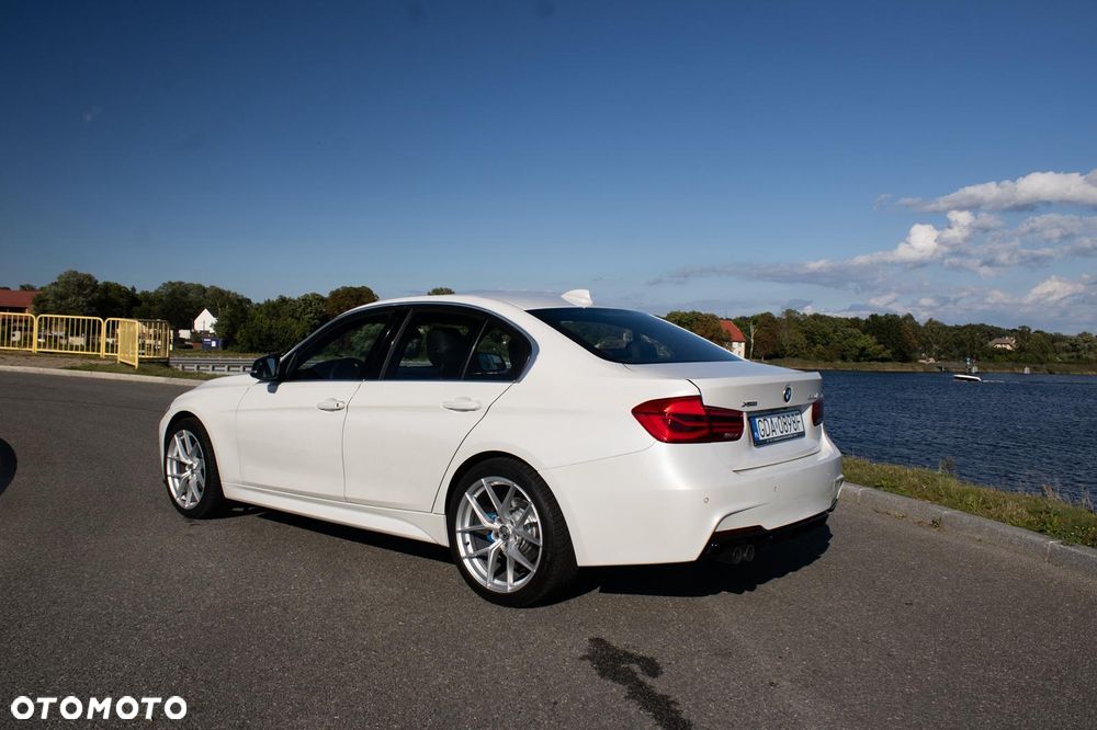BMW Seria 3 330i GPF xDrive M Sport - 5