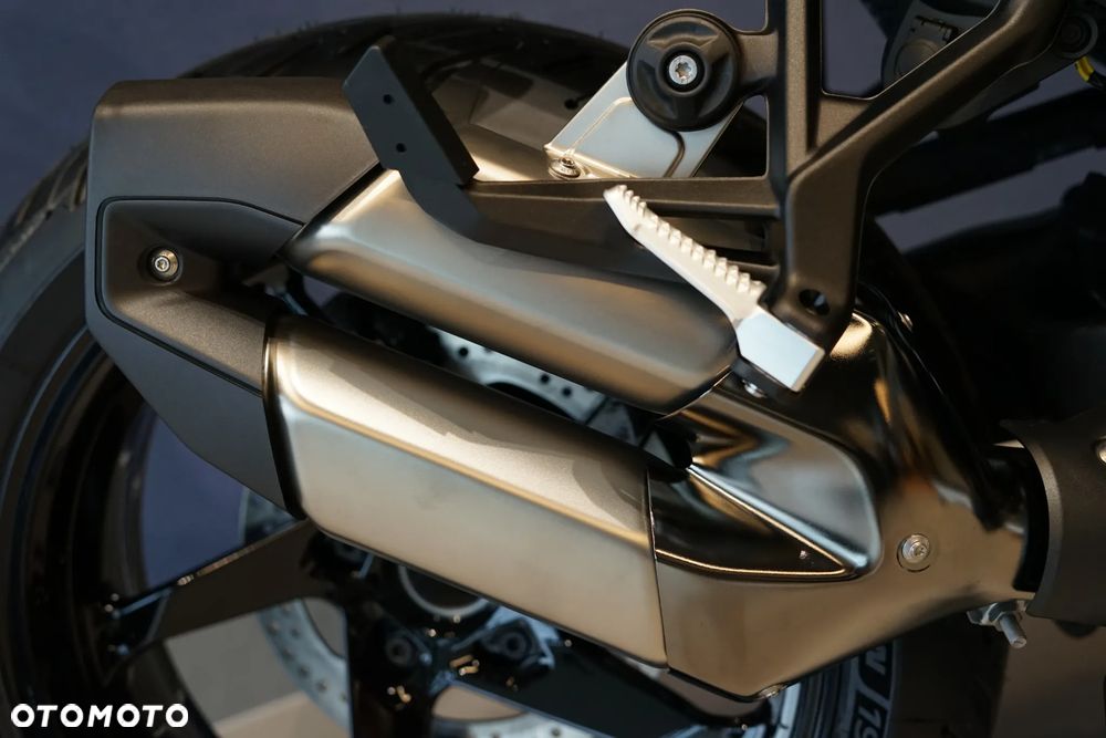 BMW R - 24