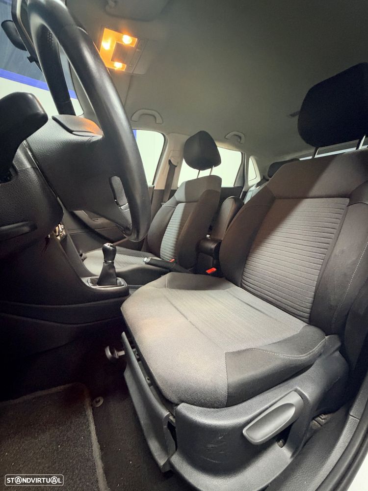 VW Polo 1.2 Confortline - 11