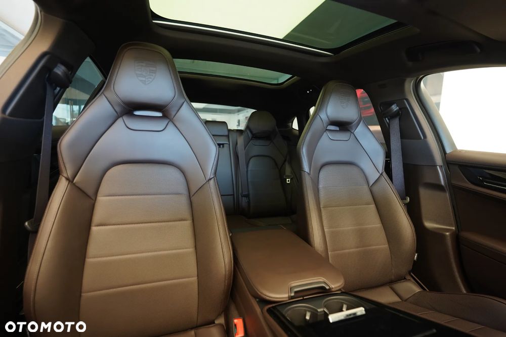 Porsche Panamera - 14