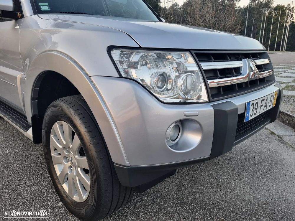 Mitsubishi Pajero 3.2 DI-D Intense CA - 10