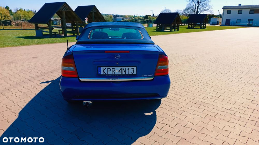 Opel Astra 1.8 Bertone - 10