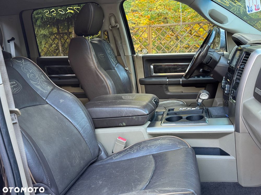 Dodge RAM 1500 5.7 4x4 - 20