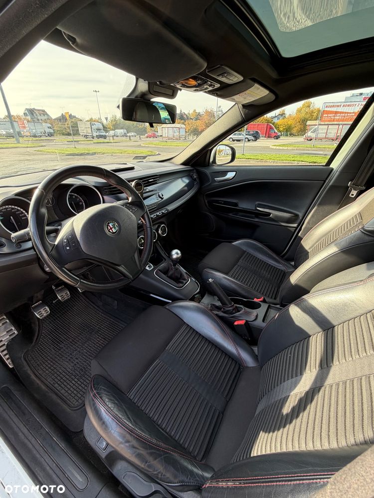 Alfa Romeo Giulietta 1.4 TB MultiAir Exclusive - 9