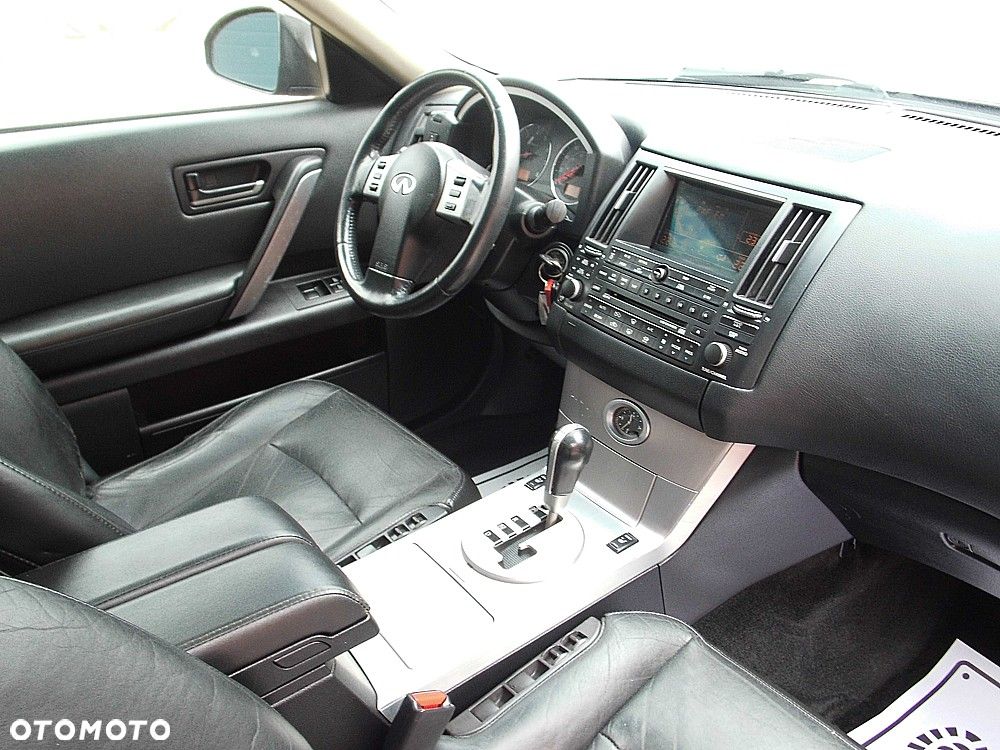 Infiniti FX FX35 - 10