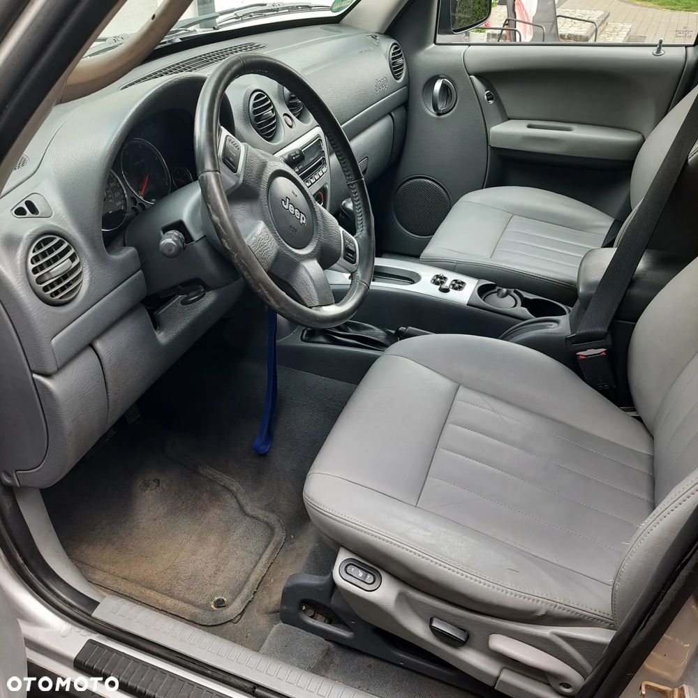 Jeep Cherokee 2.8 CRD Automatik Limited - 9