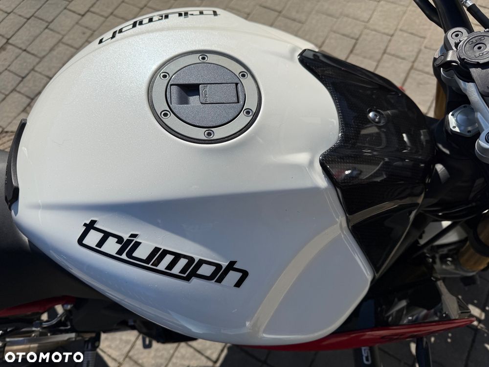 Triumph Speed Triple - 9