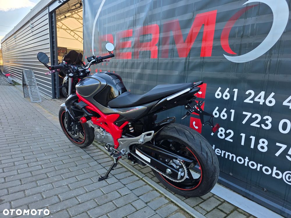 Suzuki Gladius - 6