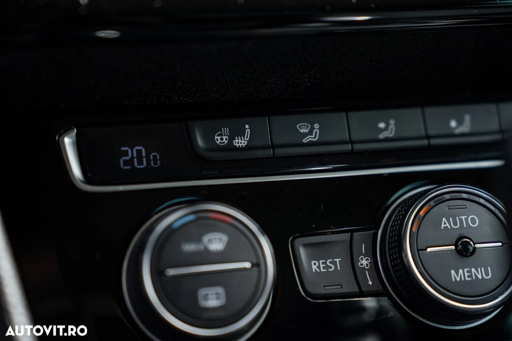 Volkswagen Passat 2.0 TDI DSG 4Motion Highline - 18