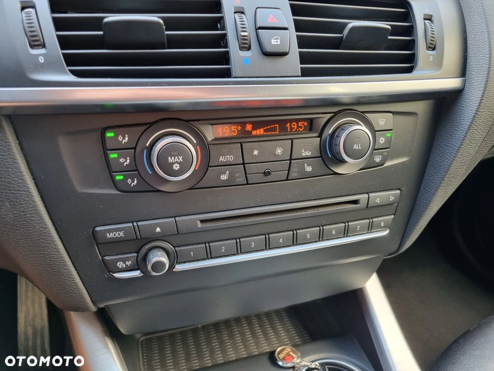 BMW X3 xDrive20d - 13