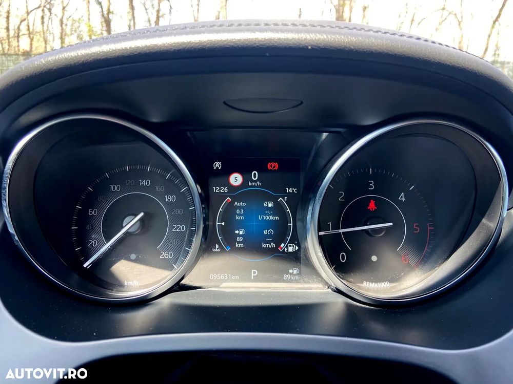 Jaguar E-Pace D150 AWD SE - 40