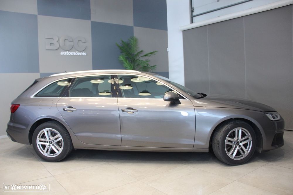 Audi A4 Avant 30 TDI Advanced S tronic - 3