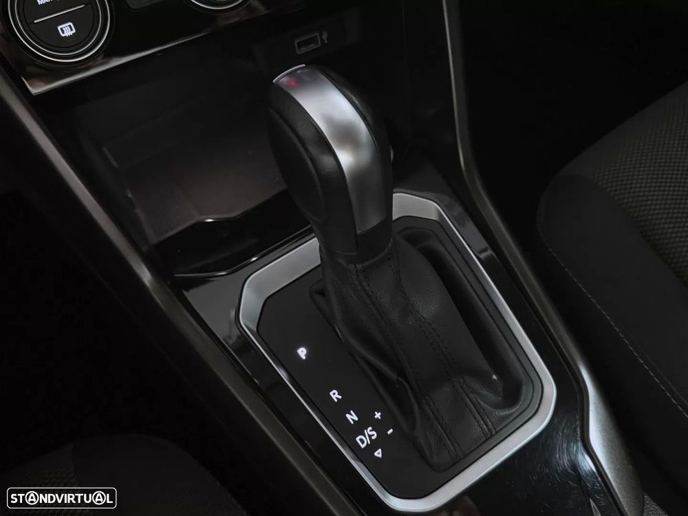 VW T-Roc 1.5 TSI Sport DSG - 18
