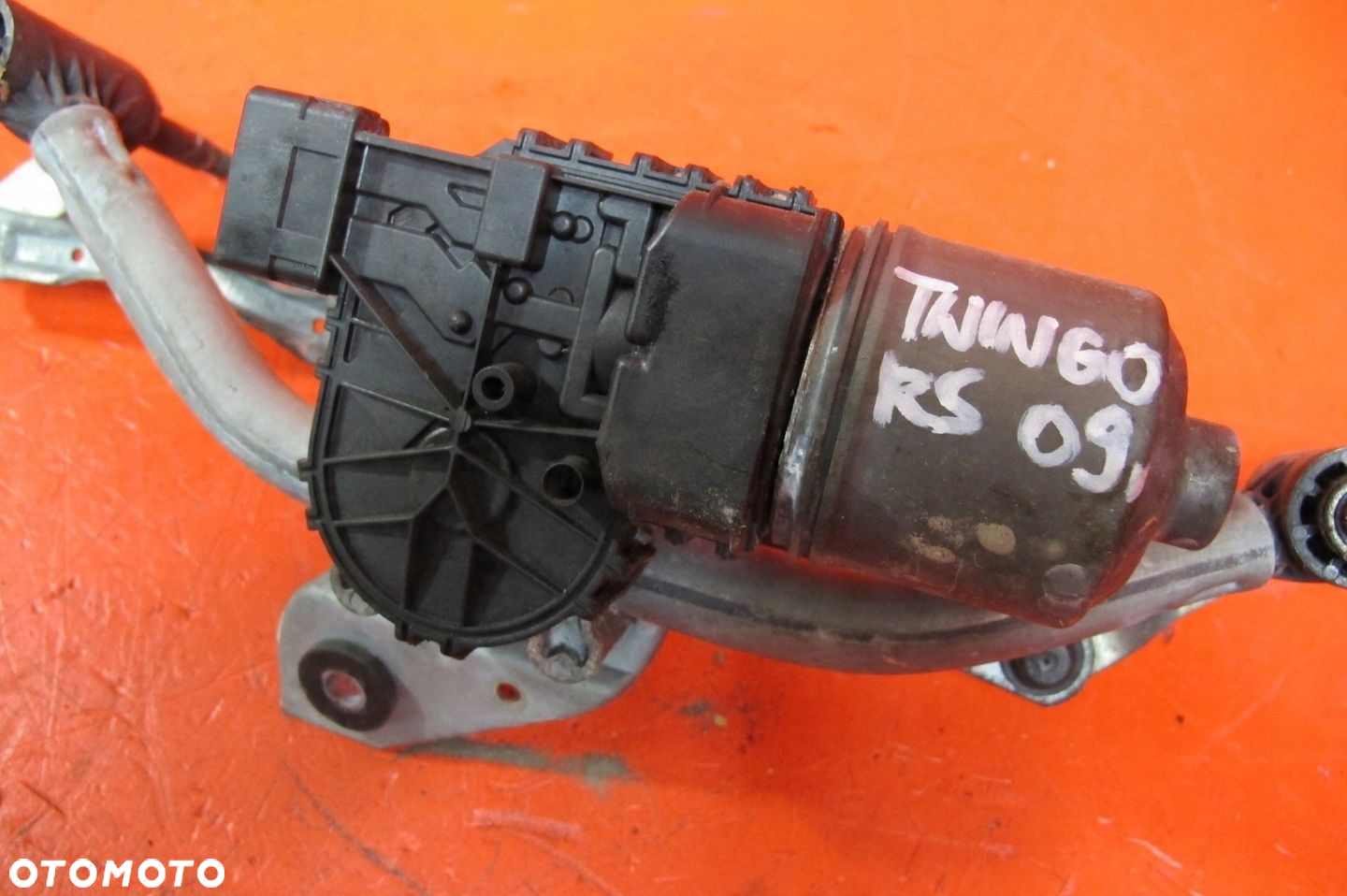 RENAULT TWINGO 2 II RS MECHANIZM WYCIERACZEK PRZÓD EUROPA 8200364766F - 2