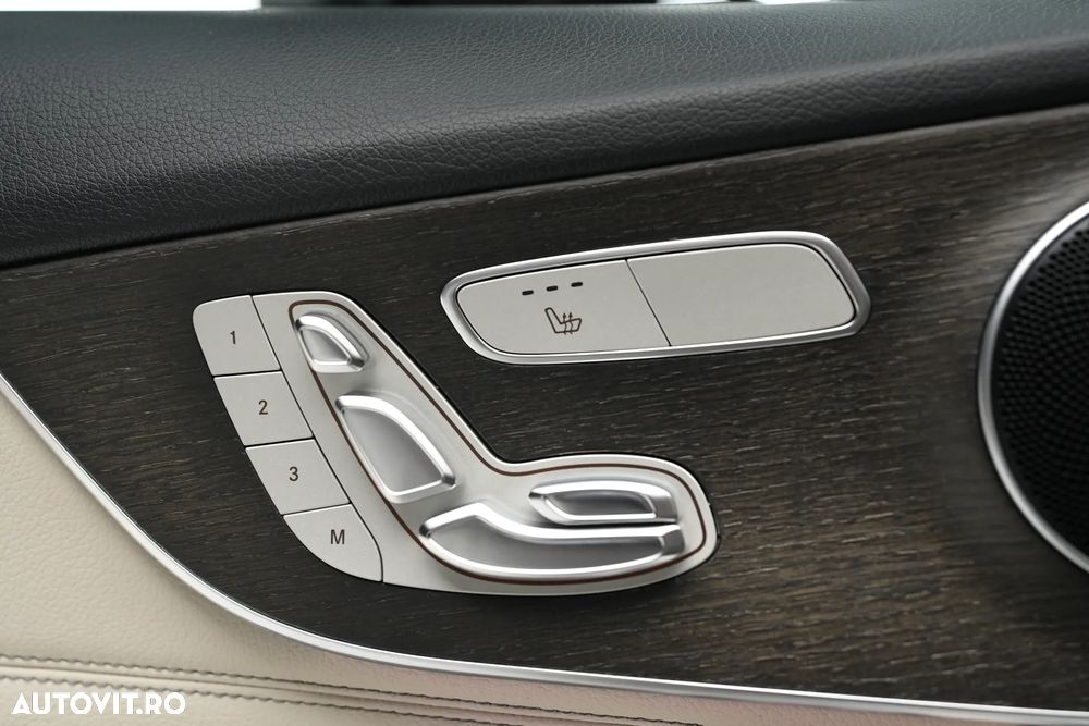 Mercedes-Benz C 400 4MATIC Coupe - 18