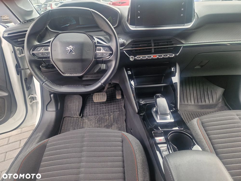 Peugeot 208 Elektromotor 136 Allure - 9