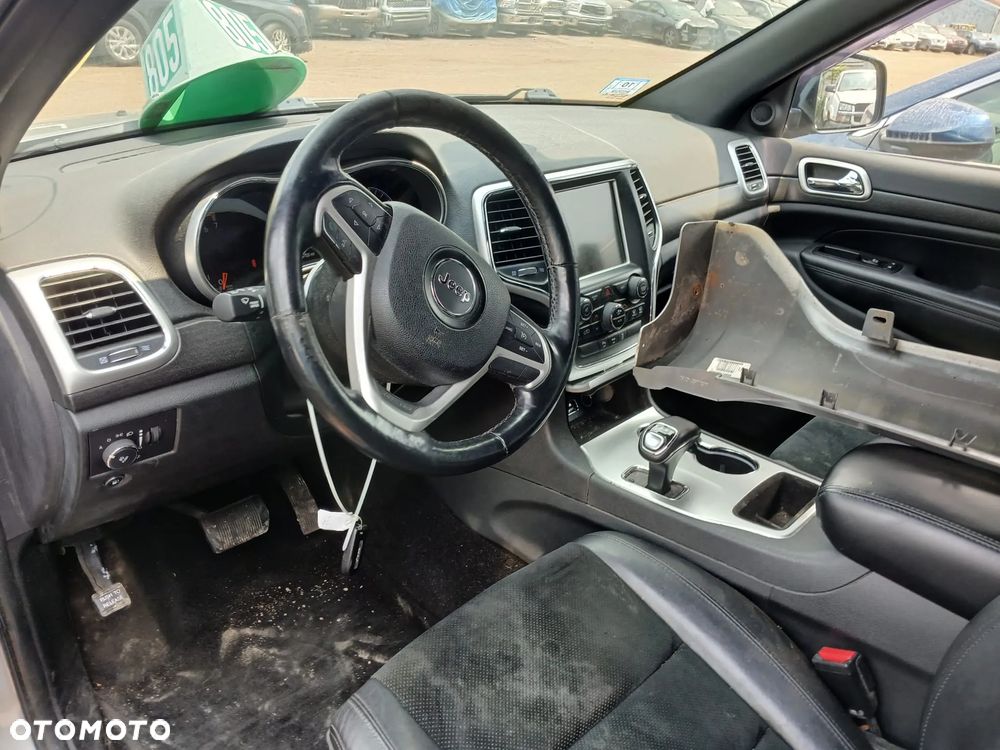 Jeep Grand Cherokee 3.6 V6 Laredo - 8