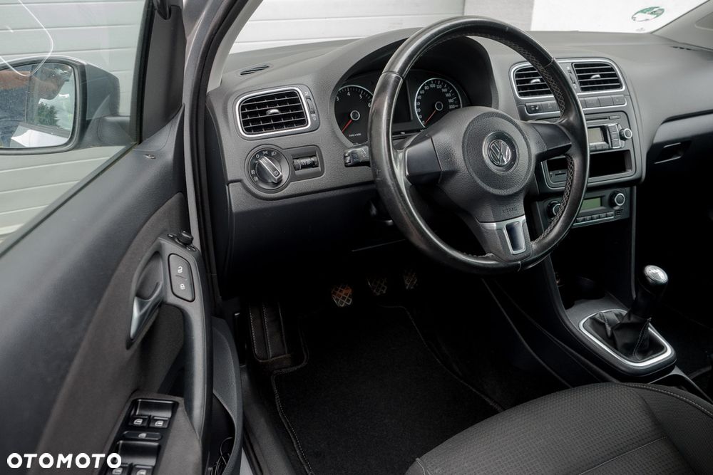 Volkswagen Polo 1.4 Highline - 11