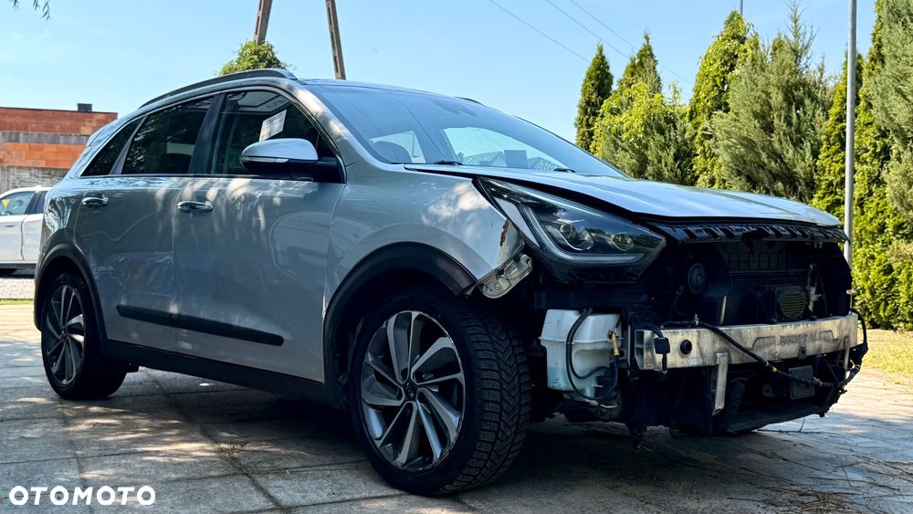 Kia Niro 1.6 GDI HEV 2WD OPF Edition 7 - 14