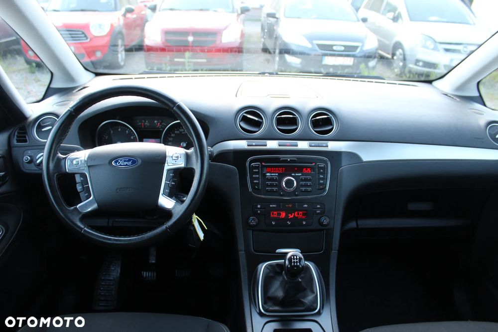 Ford Galaxy 2.0 FF Trend - 6