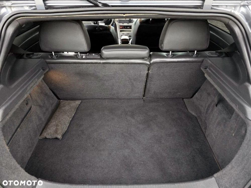 Opel Astra 2.0 Turbo Sport - 32