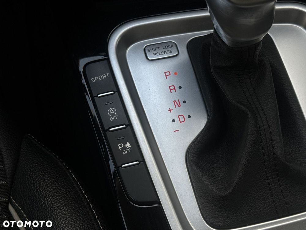 Kia Ceed 1.5 T-GDI Business Line Plus DCT - 20