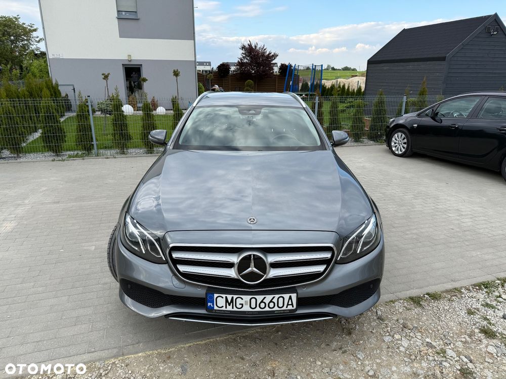 Mercedes-Benz Klasa E 220 d Business Edition 9G-TRONIC - 3