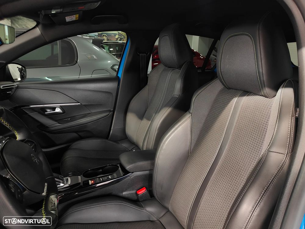 Peugeot 208 1.2 PureTech GT Line EAT8 - 28