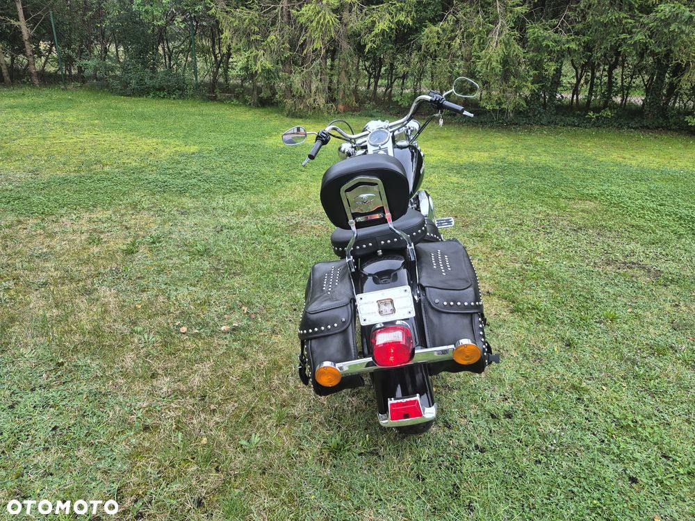 Harley-Davidson Softail Heritage Classic - 4