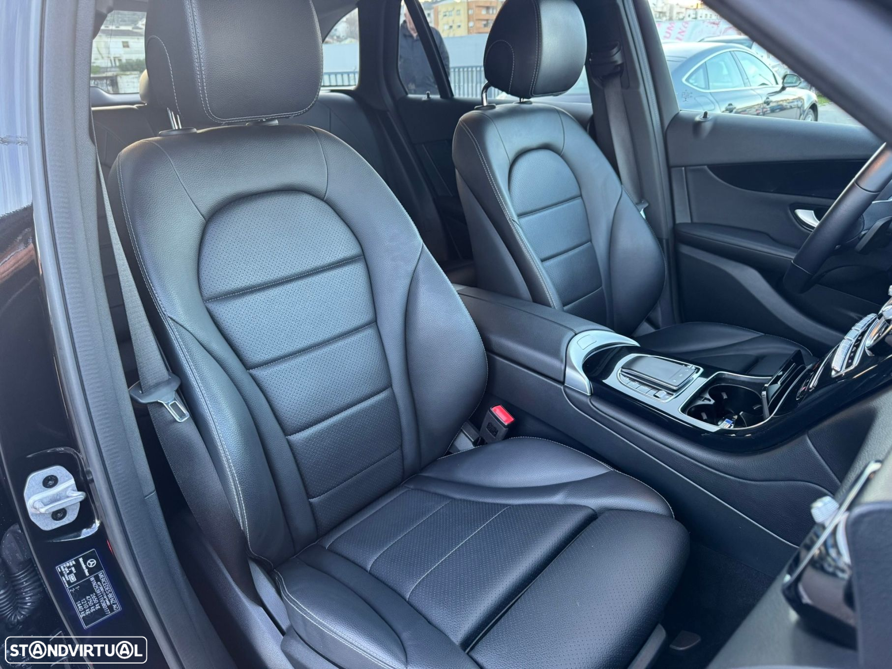 Mercedes-Benz GLC 300 de 4Matic - 17