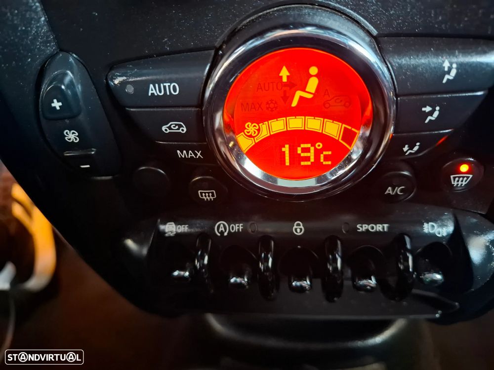 MINI Clubman Cooper SD - 14