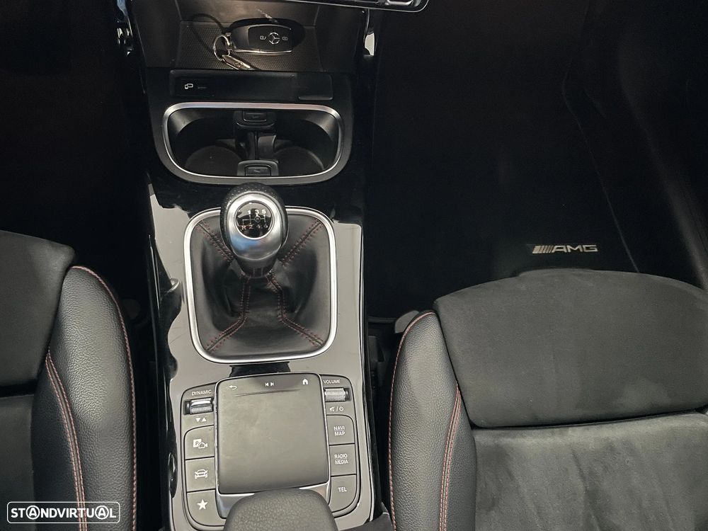 Mercedes-Benz A 160 AMG Line - 11