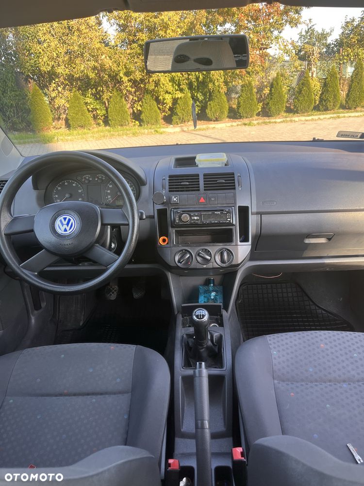 Volkswagen Polo 2002 photo 5