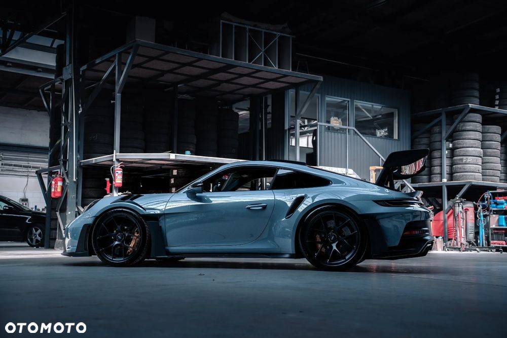 Porsche 911 - 4