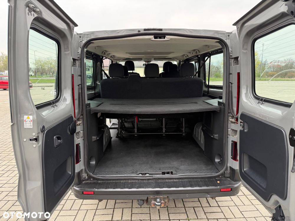 Renault Trafic - 18