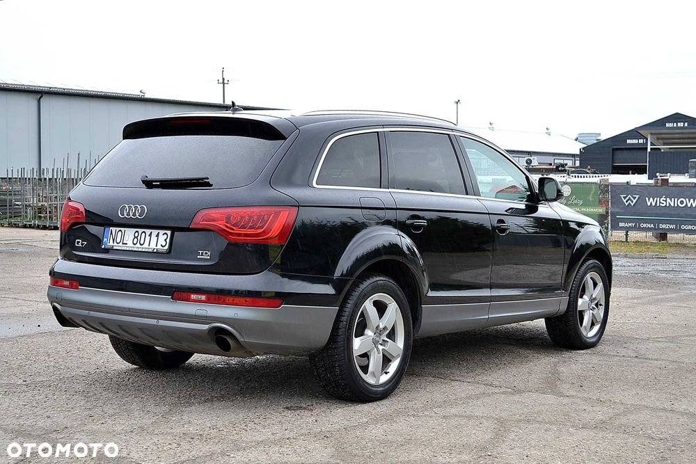 Audi Q7 - 7