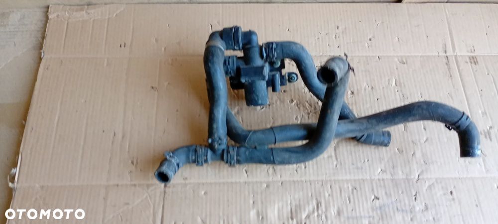 Elektrozawór ogrzewania webasto rurki przewody VW Golf V 1K0820036A - 1