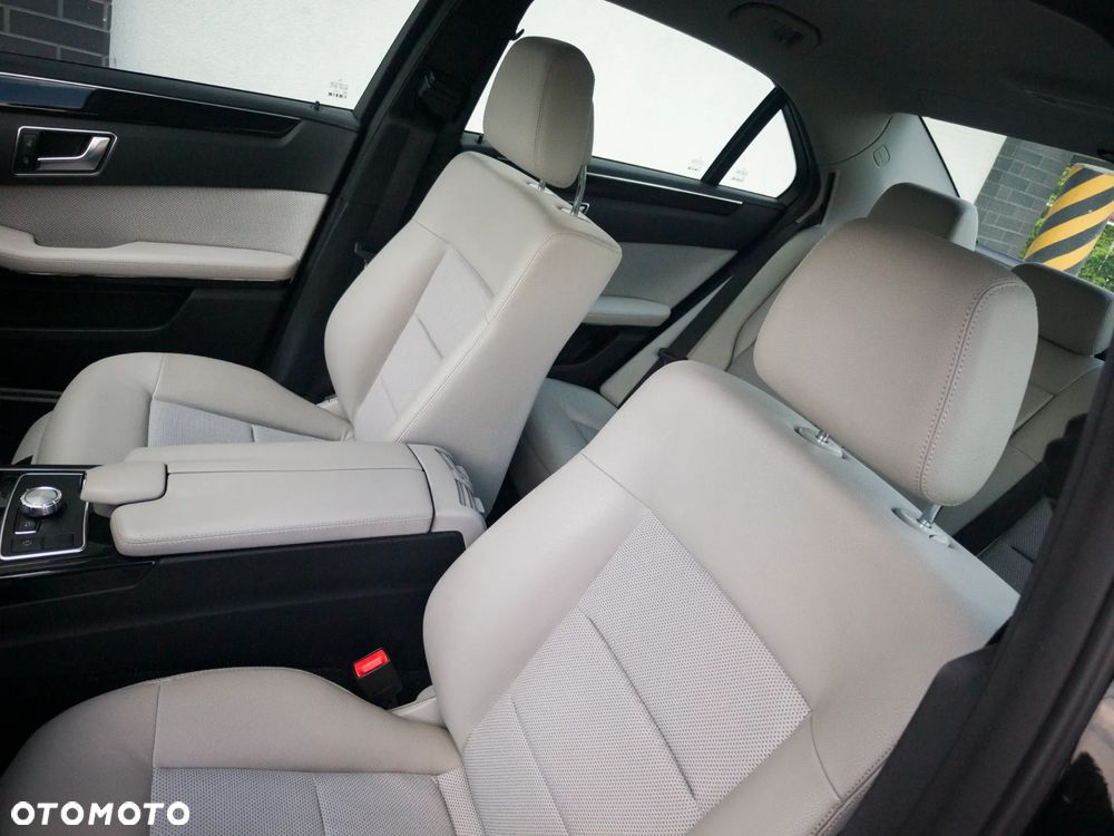 Mercedes-Benz Klasa E 220 BlueTEC 9G-TRONIC Avantgarde - 25