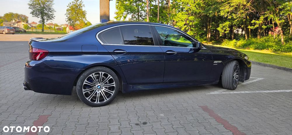 BMW Seria 5 535i xDrive - 11