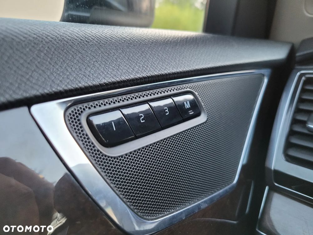 Volvo XC 90 T6 AWD Geartronic Momentum - 23