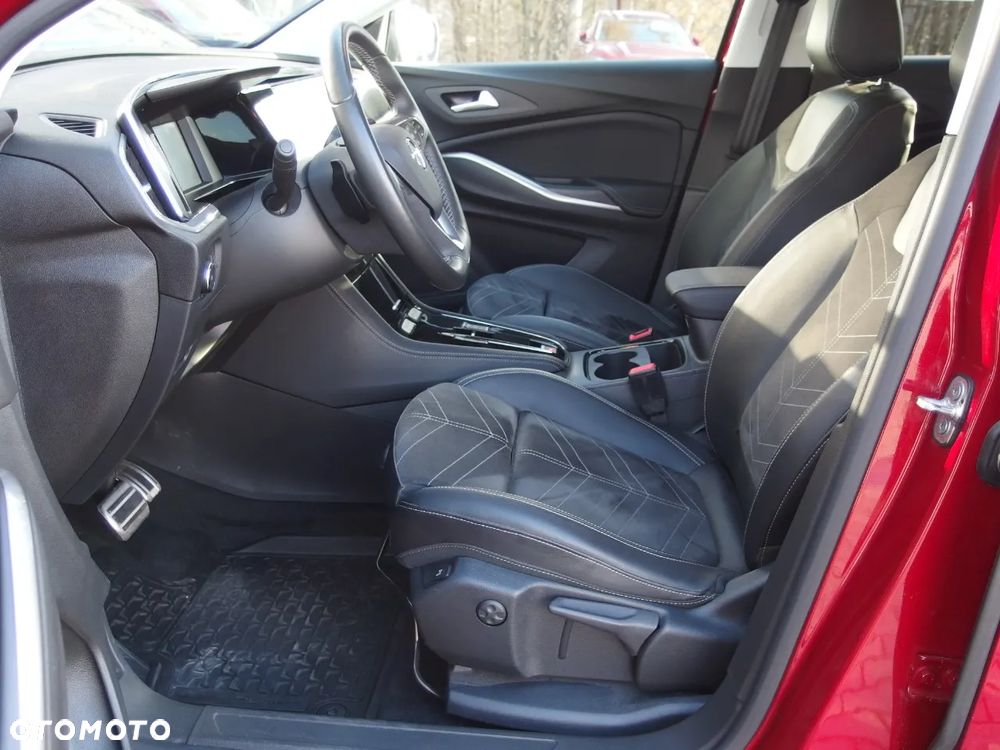 Opel Grandland 1.2 T GS S&S - 10