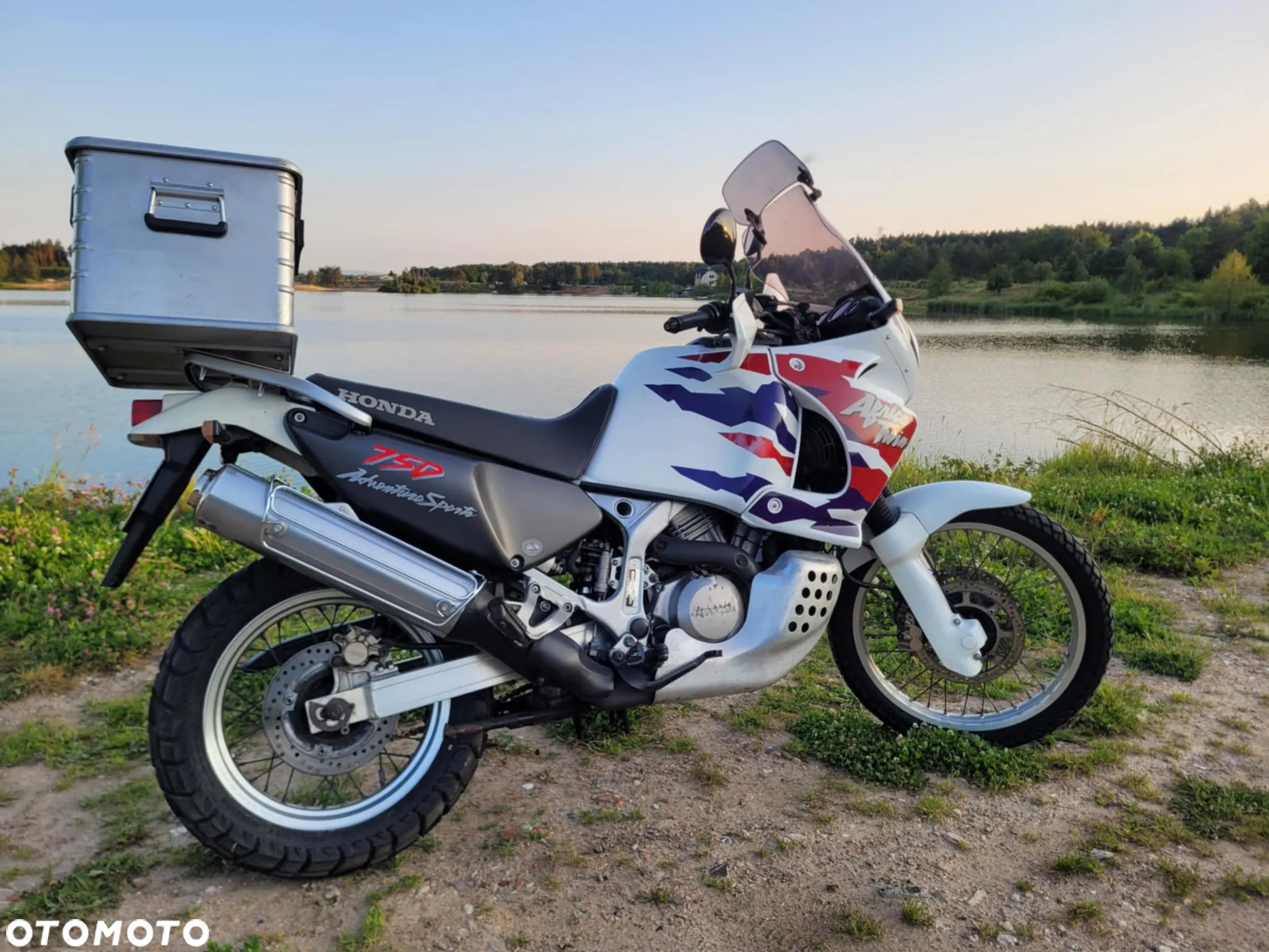 Honda XRV - 29