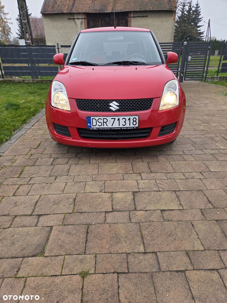 Suzuki Swift 1.3 Club - 6