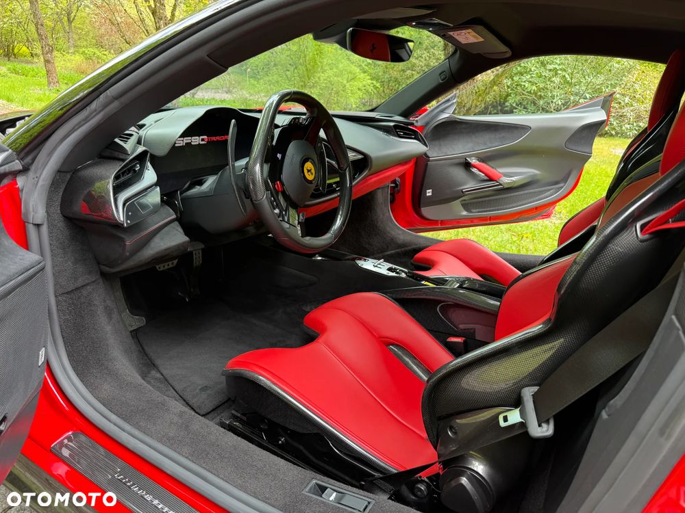 Ferrari SF90 Stradale - 31