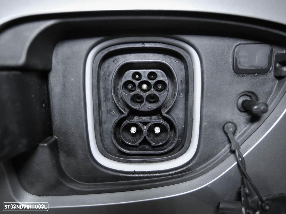 Hyundai Kauai EV 64 kWh Premium - 24